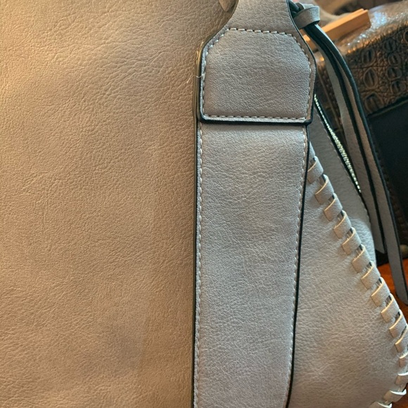 Concealed Carry Hipster Handbag plus bonus strap! - Picture 10 of 11